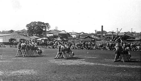 1952 Interhouse sports at Windsor Park